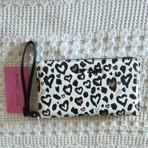 Betsy Johnson Heart Leopard Print Wristlet Wallet